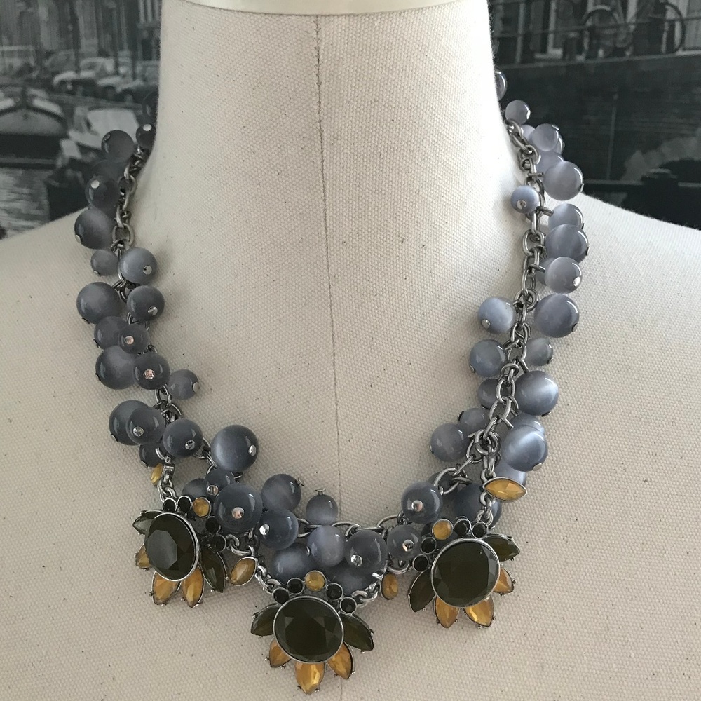 NWT - Gorgeous Talbots necklace